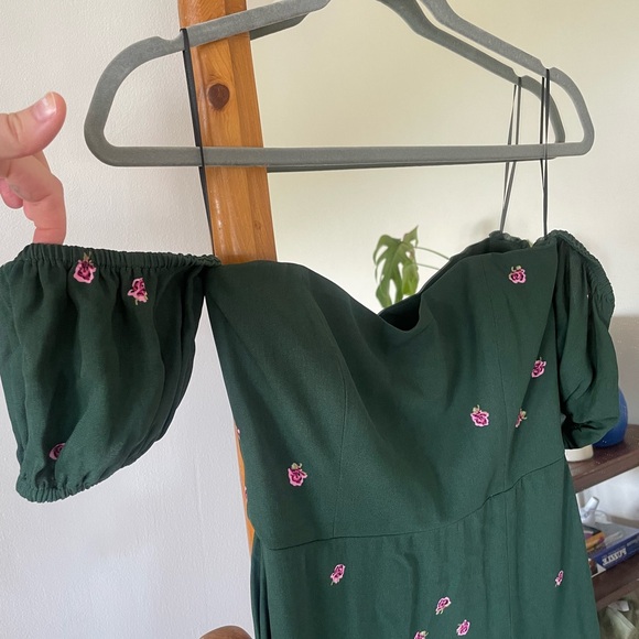 Park & fifth Marian off shoulder green patterned dress size small - Picture 6 of 7